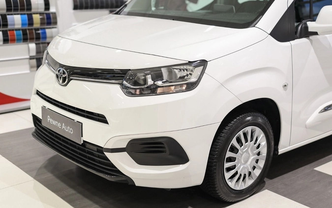 Toyota Proace City Verso cena 85850 przebieg: 86831, rok produkcji 2021 z Brzostek małe 596